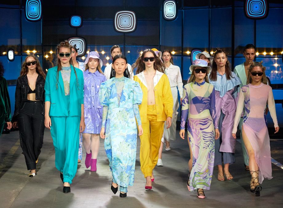 패션 모델 직업의 하는 일 되는 방법 알아보겠습니다